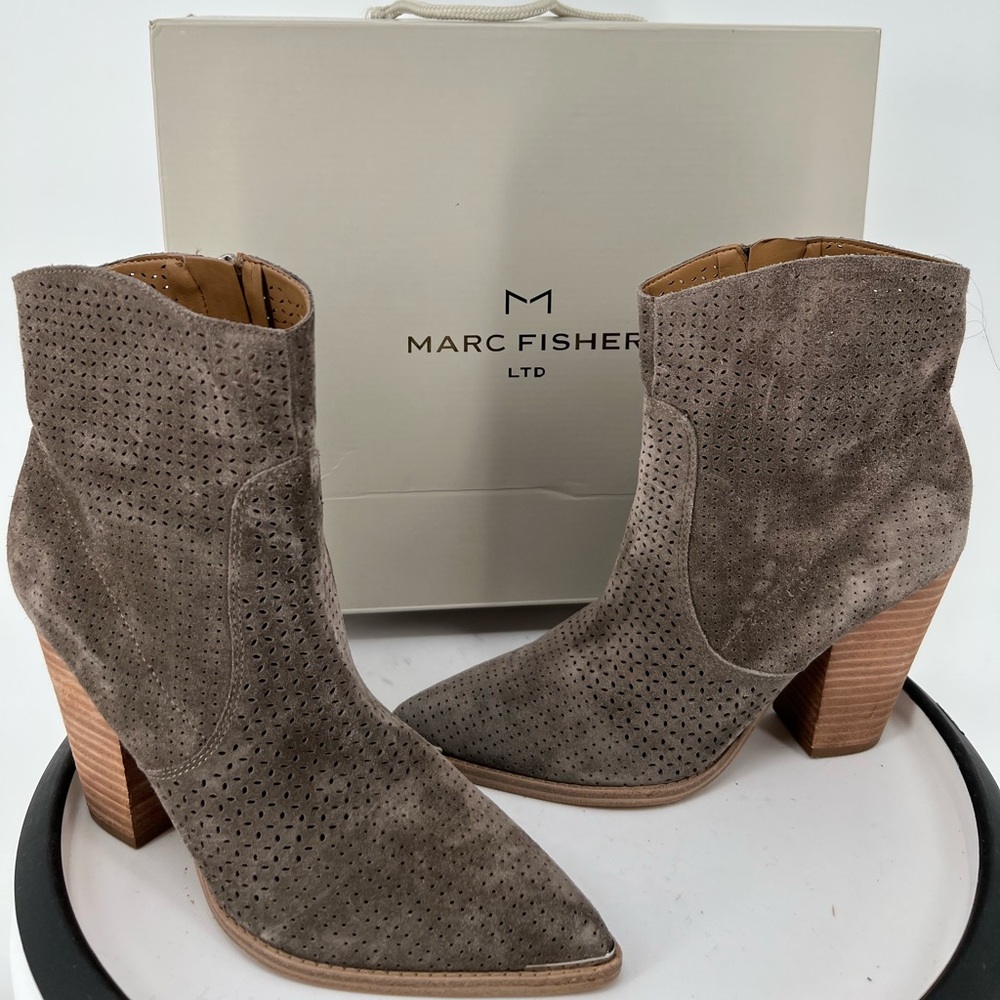 MARC FISHER GRAY SUEDE IDAIRE BOOTS WITH BOX, ANKLE BOOTS WITH INSIDE‎ ZIPPER
